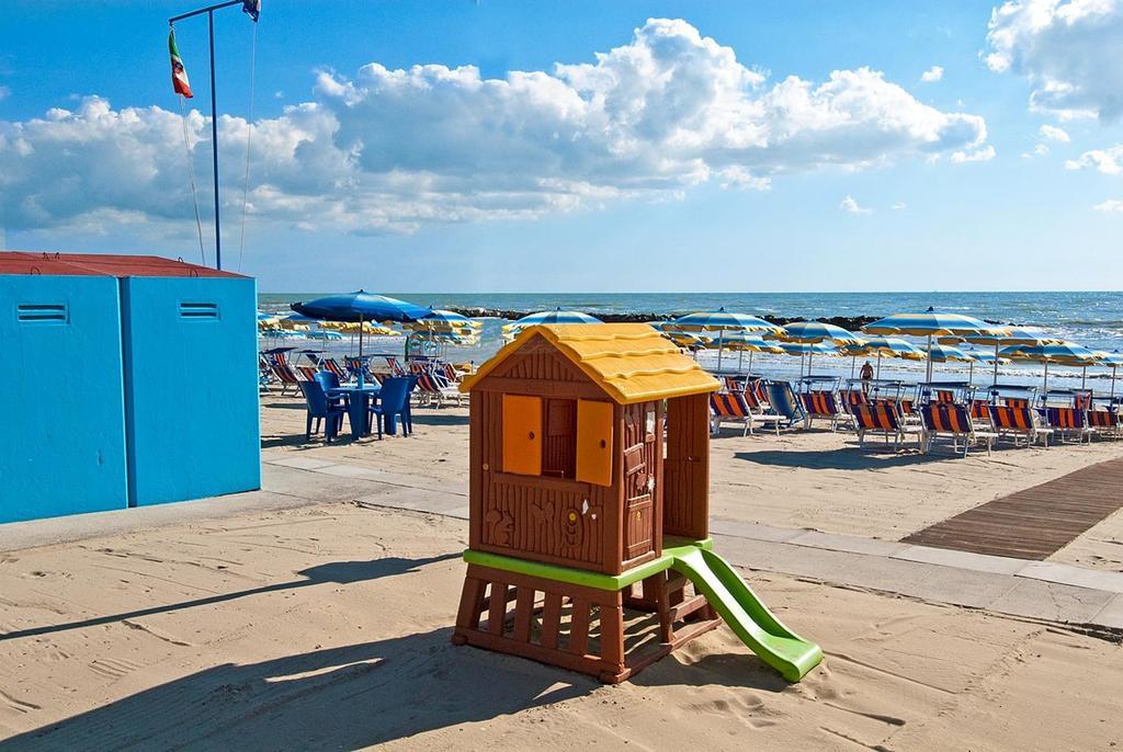 Hotel Europa Cupra Marittima Esterno foto